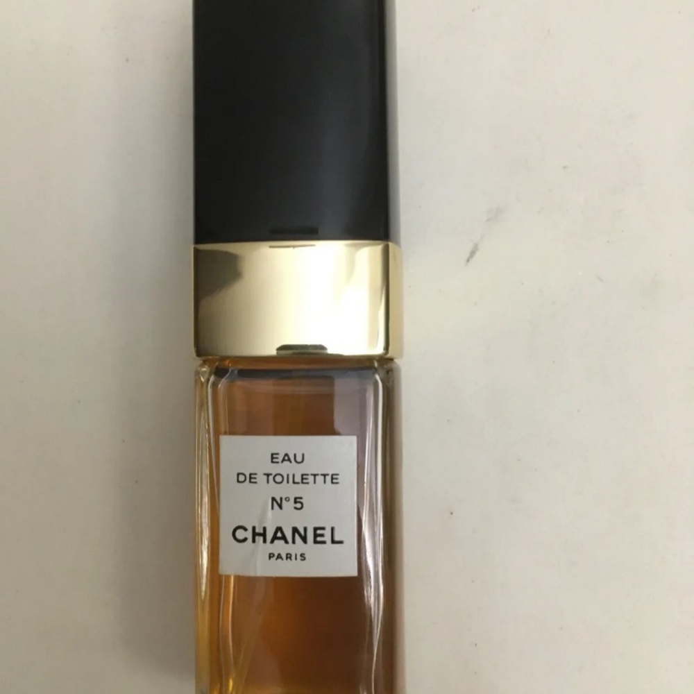 Chanel No 5 Eau De Toilette Paris Number 7 Under Bottle Used